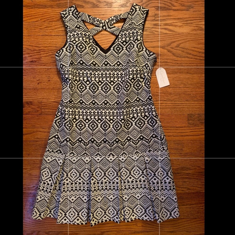Jessica Simpson black/white pattern dress